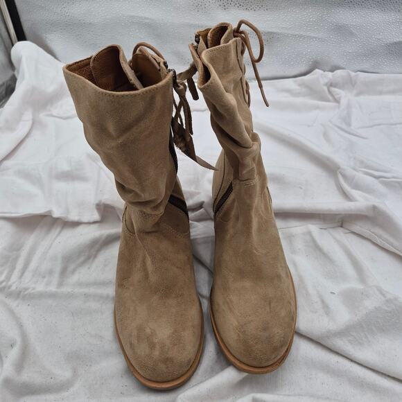 NEW Sofft Sharnell Lace-Up Suede Boot brown Women size 7 - Picture 2 of 7